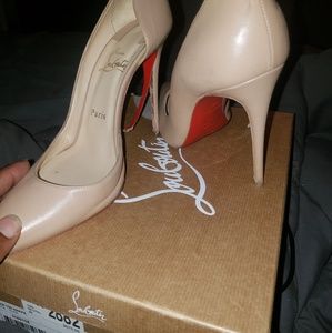 Christian Louboutin Iriza Size 9